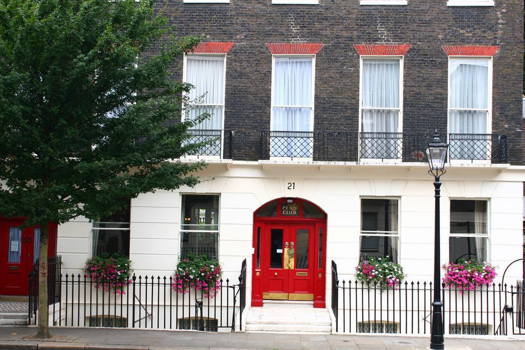The Penn Club Bed & Breakfast Лондон Екстериор снимка